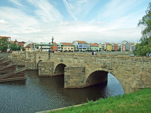 Písek Stone Bridge